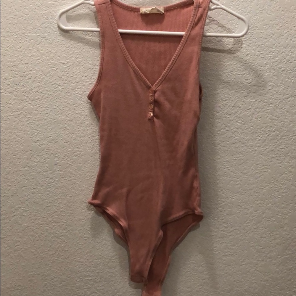 Dusty pink body suit